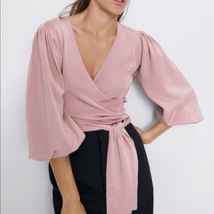 V-Neck Knit Top with Tie and Puff Sleeves